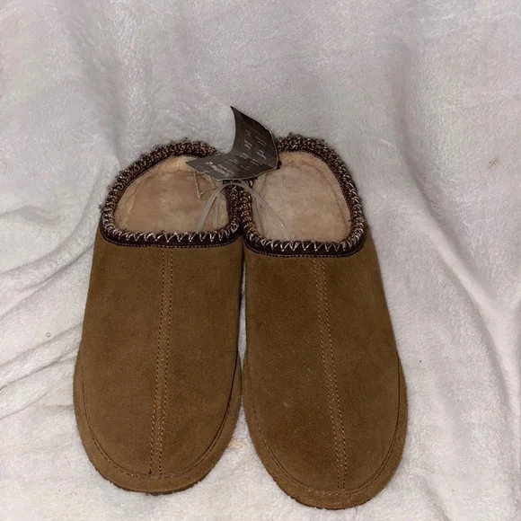 BearPaw Tan Moccasin Slippers with Plush Lining - Picture 3 of 4